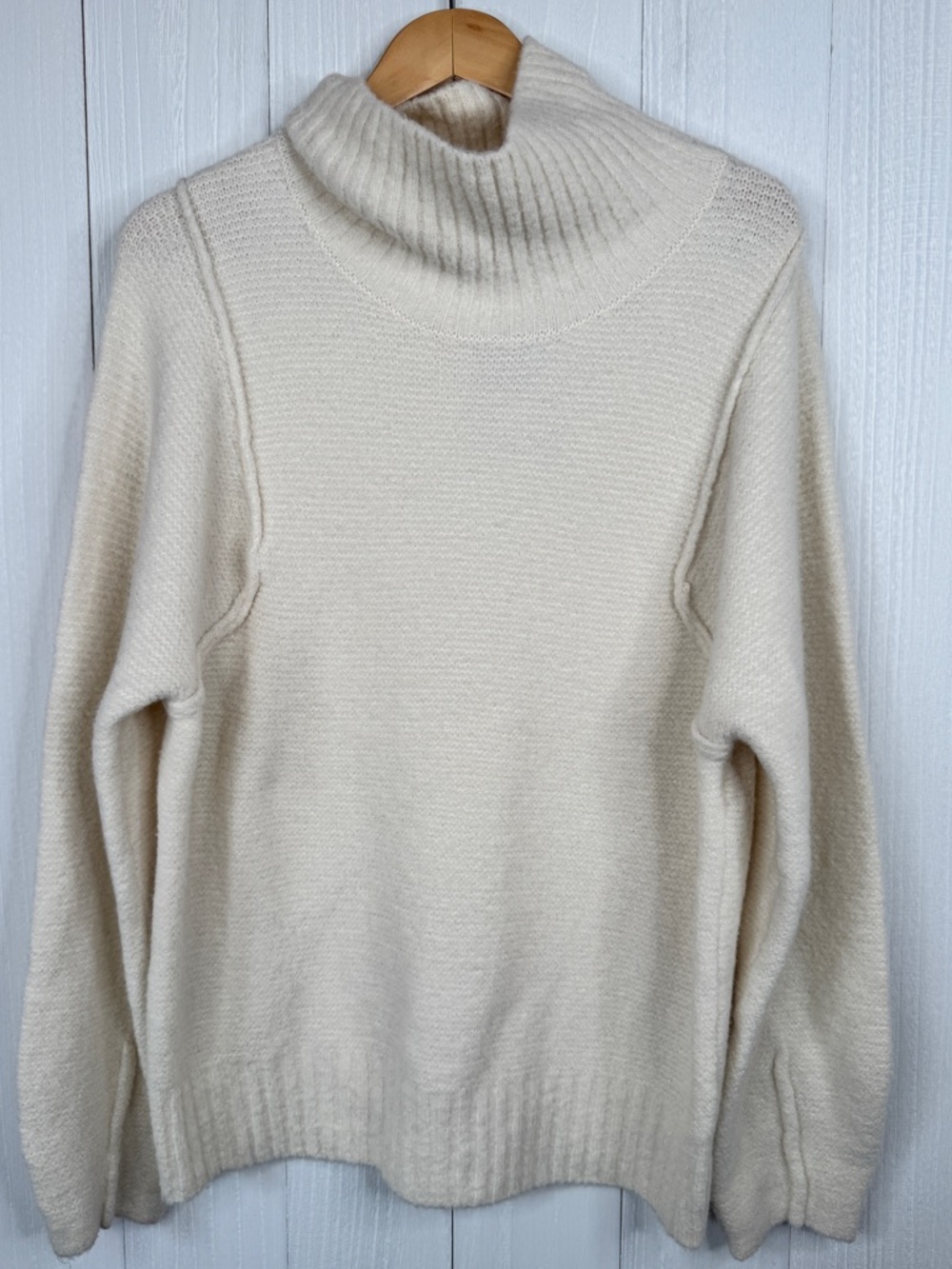 Universal Thread Cream Turtleneck Sweater - Cozy Ribbed Collar
